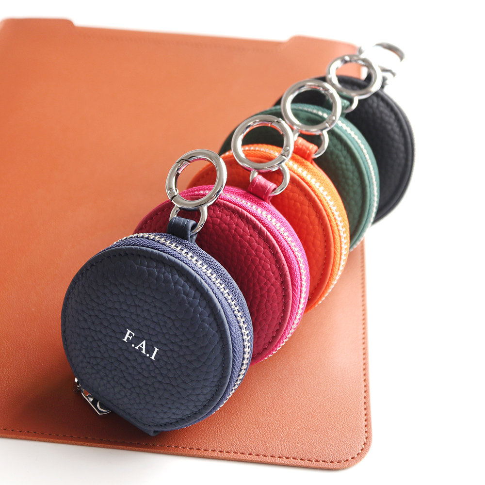 Casing Earphone Huruf Kustom M - Luxury Bags Names ulasan dan harga
